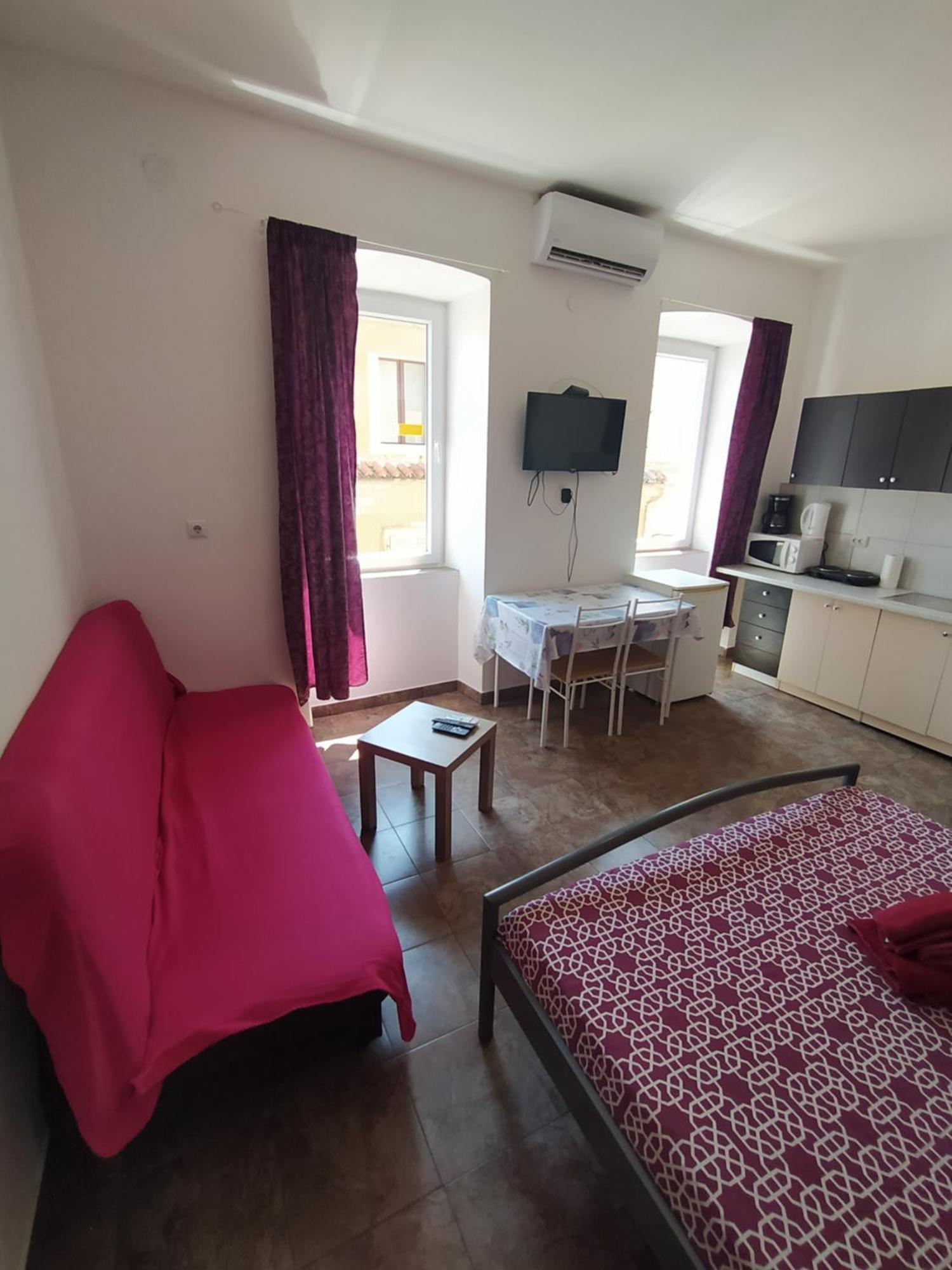 Appartement Dejan Apartment-top Centar-old Town-low Budget Pula