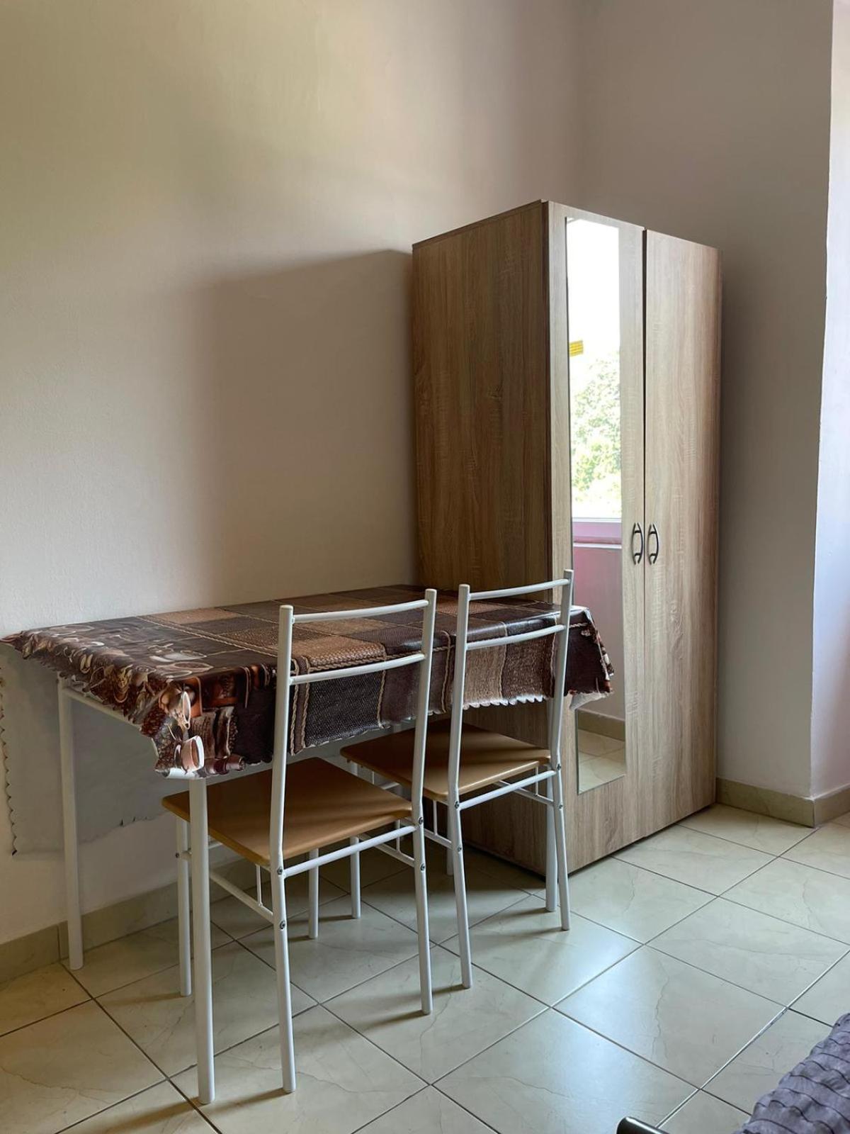 Dejan Apartment-top Centar-old Town-low Budget Appartement